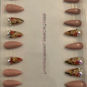 Authentic custom press on nails